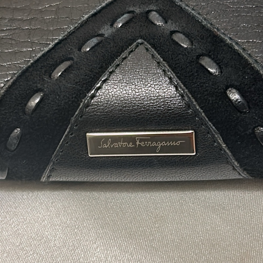 Salvatore Ferragamo leather and suede hobo shoulder bag - Picture 7 of 9